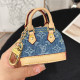 A1Z105E9 Popular bag 's charms accessories