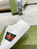 Z2Q105B199 Popular high-quality Shoes