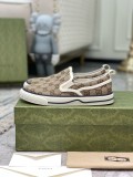 Z2Q105B213 Popular high-quality Shoes