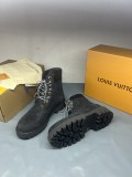 Z2Q105E382 Popular high-quality leather Boots