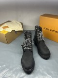 Z2Q105E383 Popular high-quality leather Boots
