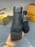 Z2Q105E382 Popular high-quality leather Boots