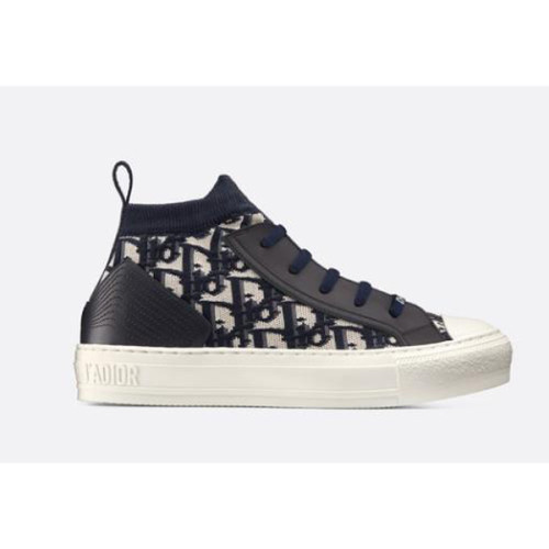 Z2Q105D425 Popular high-quality Shoes