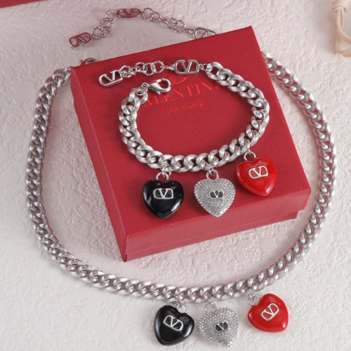 15QVL90X Popular Necklace, Bracelets