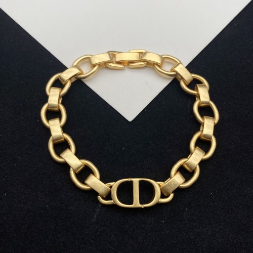 15QD93X Popular Necklace.Bracelet.Earrings