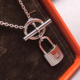 55QH219X Popular Necklace
