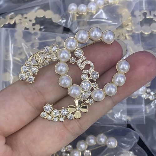 65ZC39X Popular Brooch