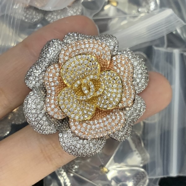 65ZC55X Popular Brooch