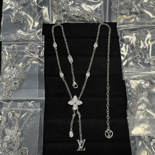 55QE334X Popular Necklaces