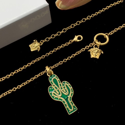 55QV362X Popular Necklaces
