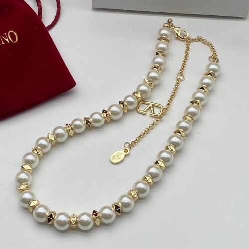55QVL426X Popular Necklaces