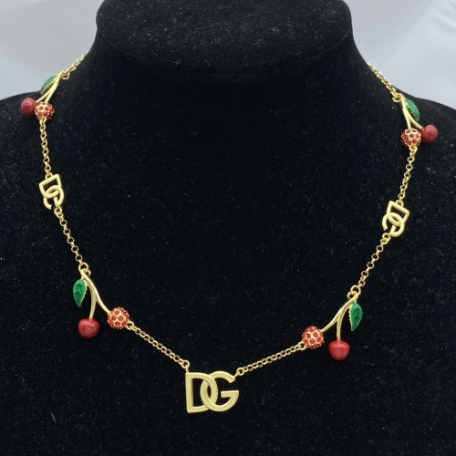 55QA249X Popular Necklace