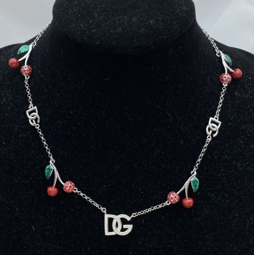 55QA249X Popular Necklace