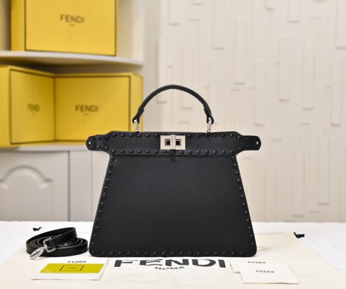 B1R115F136 Popular leather bag
