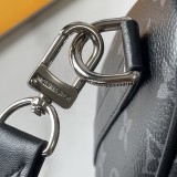 B1R15E133 Popular leather bag
