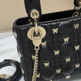 B1R15D139 Popular leather bag