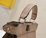 B1R115F136 Popular leather bag