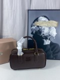 B1R15A131 Popular leather bag