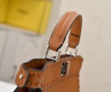 B1R115F136 Popular leather bag