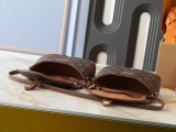 B1R115E158 Popular leather bag