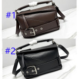 B1R15A149 Popular leather bag