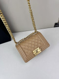 B1P36C16 Popular leather bag