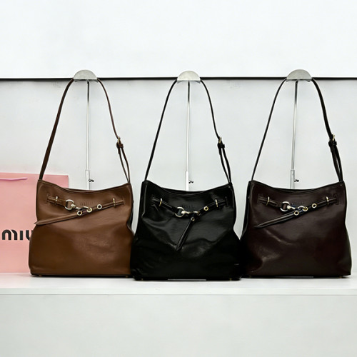 B1P36A2 Popular leather bag