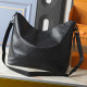 B1P36E24 Popular leather bag
