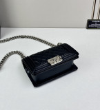 B1P36C16 Popular leather bag