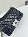 B1P36C16 Popular leather bag