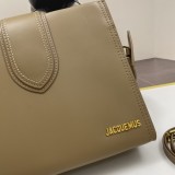 B1P36A25 Popular leather bag