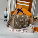 B1P36E38 Popular leather bag