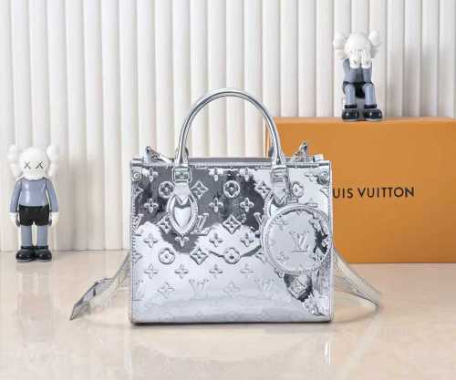 B1P36E36 Popular leather bag