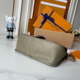 B1P36E38 Popular leather bag