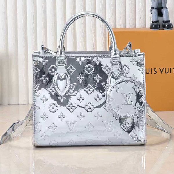 B1P36E36 Popular leather bag