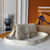 B1P36E41 Popular leather bag