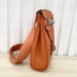 B1P36H46 Popular leather bag