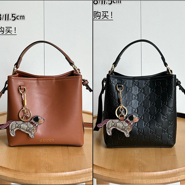 B1P36C54 Popular leather bag