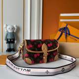 B1P36E41 Popular leather bag