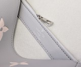 B1P36E42 Popular leather bag