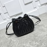 B1P36A81 Popular leather bag