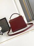 B1P36A72 Popular leather bag