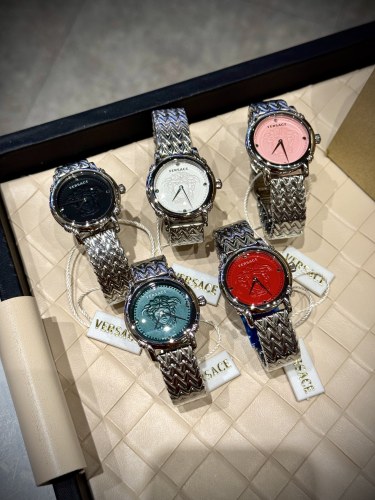 L1R36V76 Popular Watches