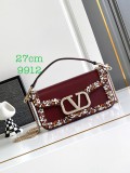 B1P36A74 Popular leather bag