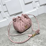 B1P36A81 Popular leather bag