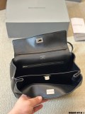 B1P36J123 Popular leather bag