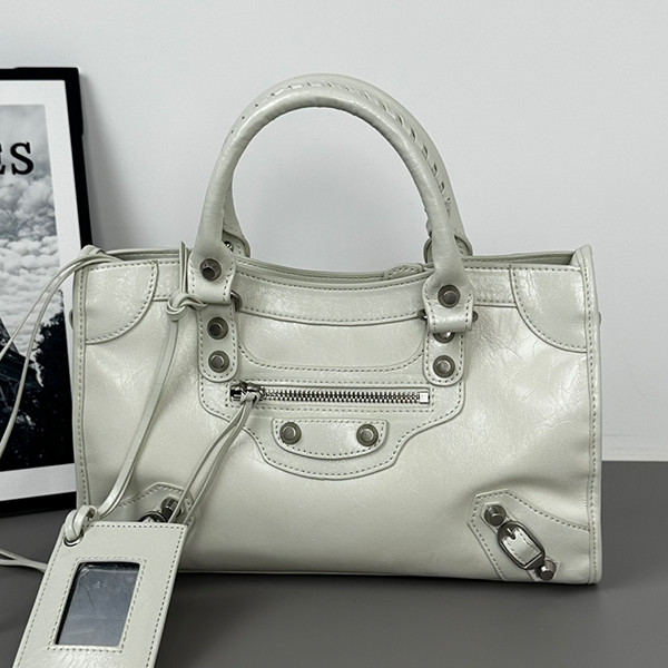 B1P36J117 Popular leather bag