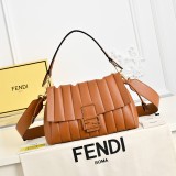 B1P36F106 Popular leather bag