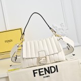 B1P36F106 Popular leather bag