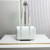 B1X46C2 Popular leather bag